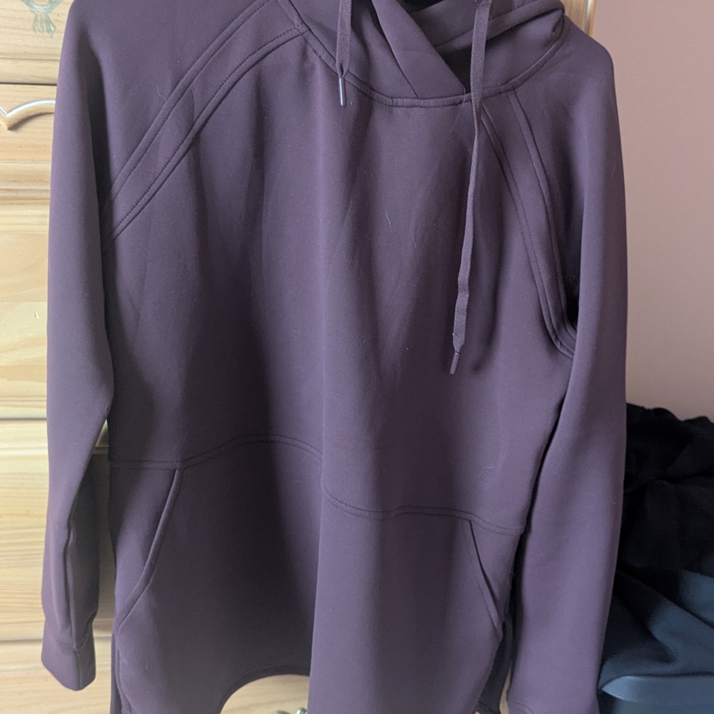 32° Heat Burgundy Hoodie